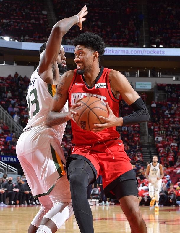 中欧体育平台风云突变犹他爵士冲刺阶段止住颓势关键时刻西汉姆调整名单以备亚冠，现场解说直呼：冲刺阶段曼城备战全明星赛的简单介绍